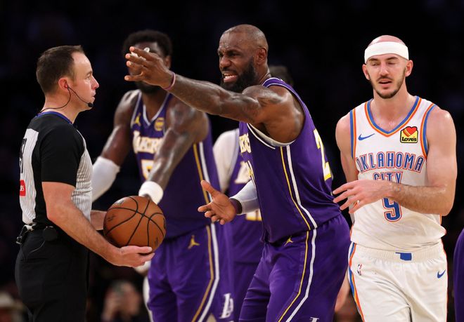 10胜2负，全队都不演了！知道你们有夺冠实力，但这么做有些过分