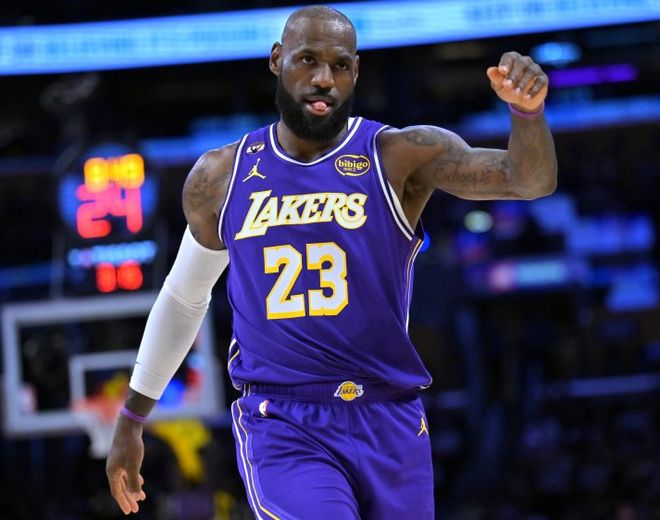 28分10板12助！就在今天，2项前无古人的NBA纪录被老詹达成了