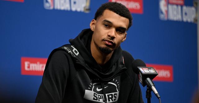 今日继续替补出战？文班：我已做好准备 会和教练组共同商讨