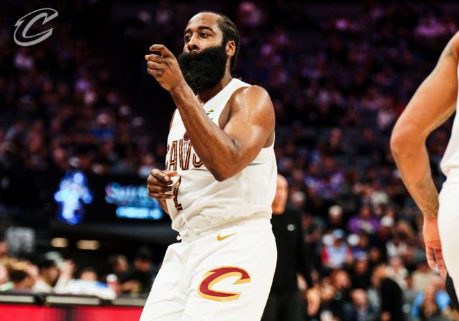 哈登首秀23+8骑士双杀送国王12连败 米切尔35分威少21+9