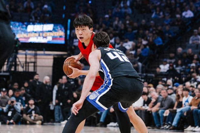 杨瀚森2分1助1断遭隔扣！开拓者终结国王4连胜 威少23+3+7+3燃尽