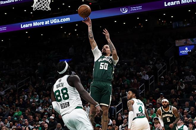 还想继续留在NBA吗？雄鹿替补控卫的表现真是越来越差了？