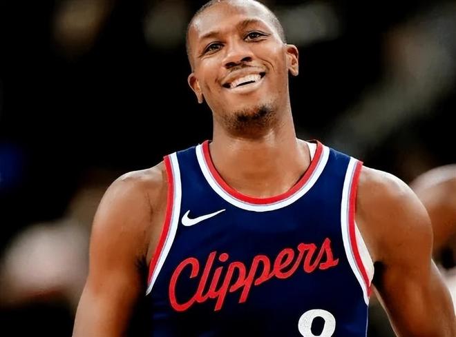 快船逆转猛龙！4配角齐爆，哈登统治关键球，祖巴茨喜忧参半！