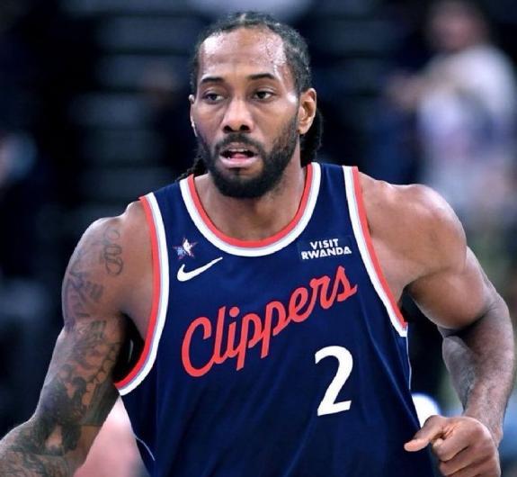 伦纳德表达不满：以为过去表现不错，结果哈登哈祖巴茨都被交易