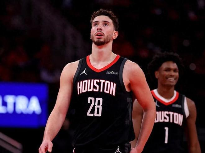 轰17+7+2！又一个伦纳德，他成火箭非卖品，联盟各队可以死心了