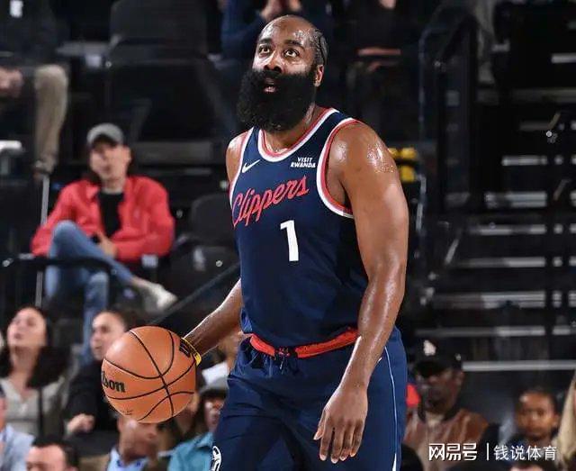 快船慘敗雷霆遭四個(gè)壞消息！祖巴茨保羅實(shí)力暴跌，哈登下場(chǎng)沒(méi)法看