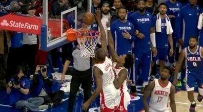 阿杜8失误，裁判帮火箭都赢不了