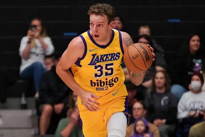 太不稳定了！湖人二队先发中锋又一次打出了灾难级别的表现？