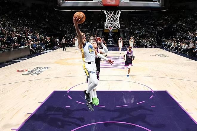 低位淘宝大获成功！勇士后场新秀的作用绝对是远超预期了？