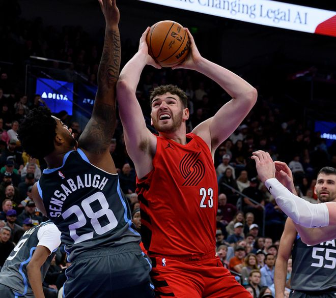 逆转大胜！霍勒迪31+9+7，森萨博28+4，快船很无奈：西部第九易主