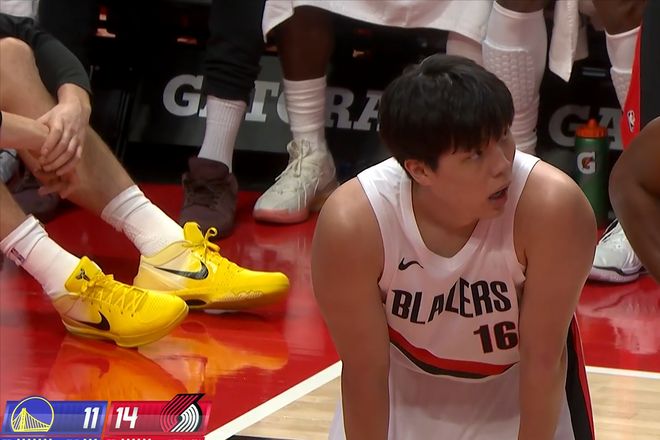 杨瀚森常规赛首秀，战两大内线新秀，6+4没问题需做好2点