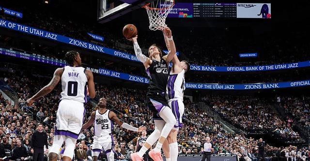 乔治31分马卡28分威少16+12+14+4 爵士胜国王