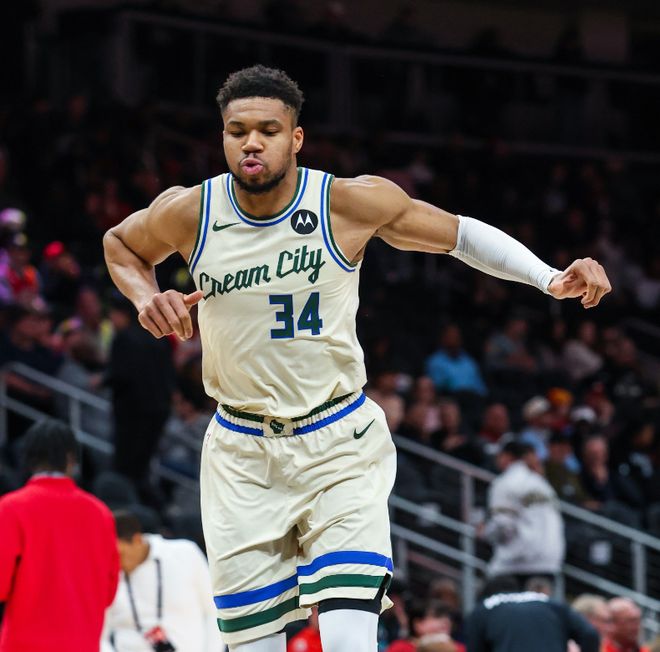 美媒曝骑士大动作！不要字母哥，篮网助攻，老詹泪洒现场意思明确