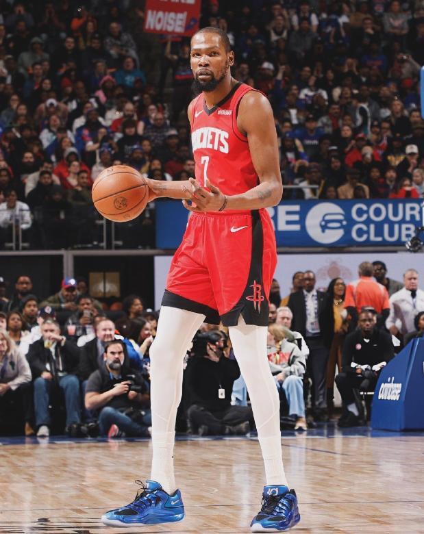 小卡生涯新高打脸乌度卡，杜兰特26+6+3历史第四人，火箭力克快船