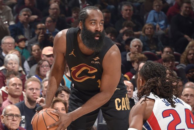 骑士复仇活塞！哈登18+6+7复出后2连胜 坎宁安16投4中5失误哑火