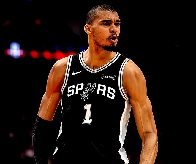 38分16板5帽4記三分球！文班亞馬創神級紀錄，馬刺露出冠軍相