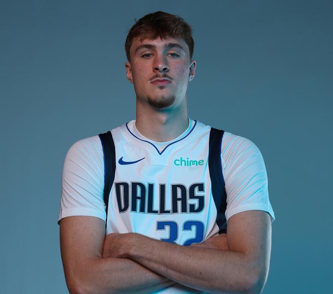 基德：球队全员健康之前，弗拉格仍将继续担任首发控卫