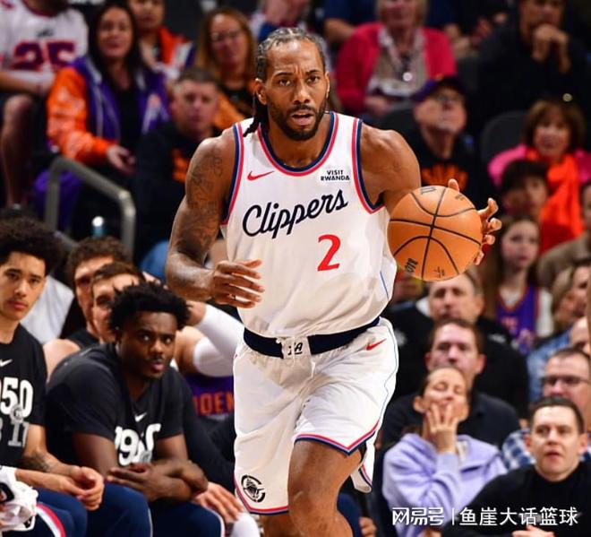 大胜！伦纳德25+8狄龙20中7，湖人弃将尽力，祖巴茨14+20米勒立功