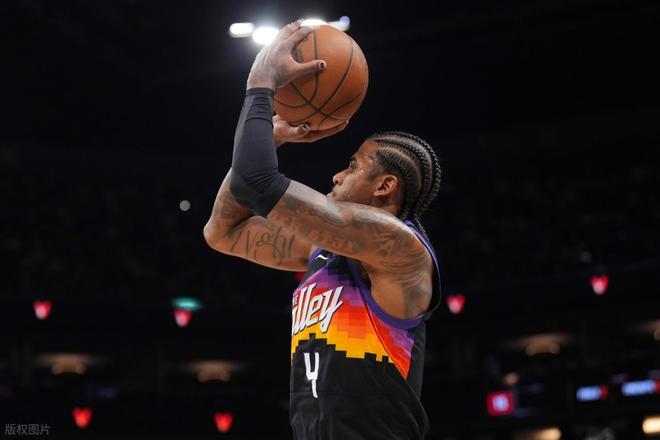文班亚马29+8+2+4无缘今日最佳球员！因为威少23+11+12创3项纪录