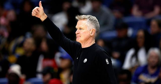 科尔：我们仍在摸索阵容搭配 看到波神上场很鼓舞人心