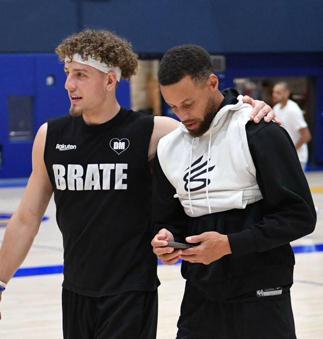 波杰姆斯基：我的目标是超越库里，但这是一项艰巨的任务