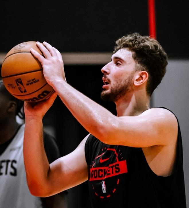 火箭不敌76人，第4节+加时0分！申京遭压制，乌度卡用人遭质疑