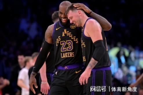 63+11记三分，一赛季，布朗尼打出来了