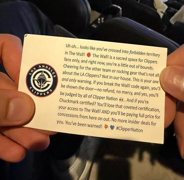 快船主场警告湖人球迷不许坐快船死忠区域，违者将被无退款驱逐