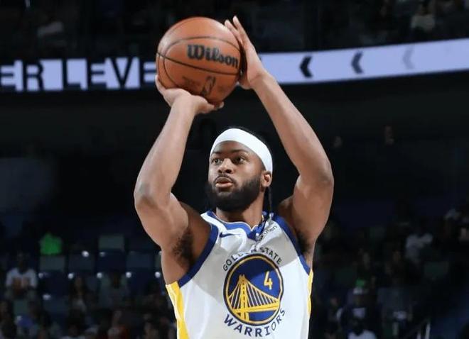 勇士98-99太陽(yáng)遭4壞消息！格林+2配角純送，桑托斯無地位！