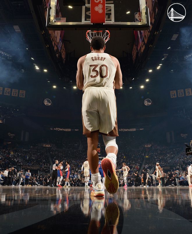 库里23分伤退！勇士8人上双险逆转活塞 坎宁安29+11追梦里程碑