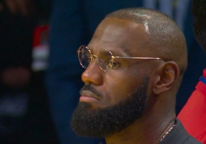 43+12+9！东契奇疑似腹股沟受伤！湖人又一个新时代开启