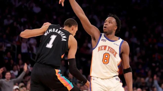 文班约基奇的季后赛预习：泥淖与钢铁