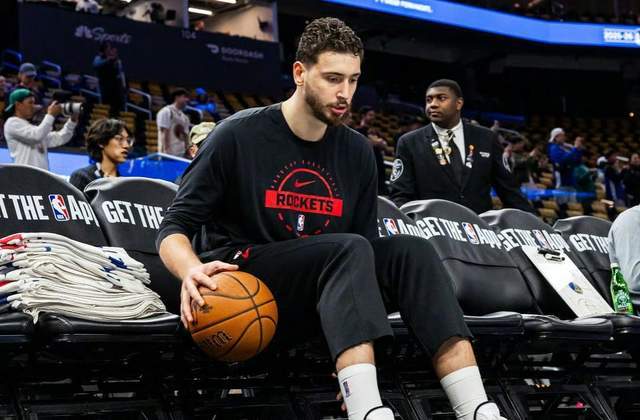 申京正负值-28，防守毫无威慑力 火箭队锋线8+3复苏 乌度卡却无视