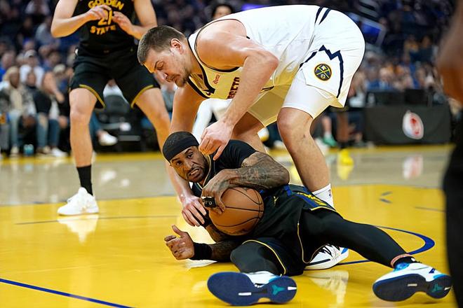 太不容易了！勇士后场大闸竟然打出了攻守兼备的全能型表现？