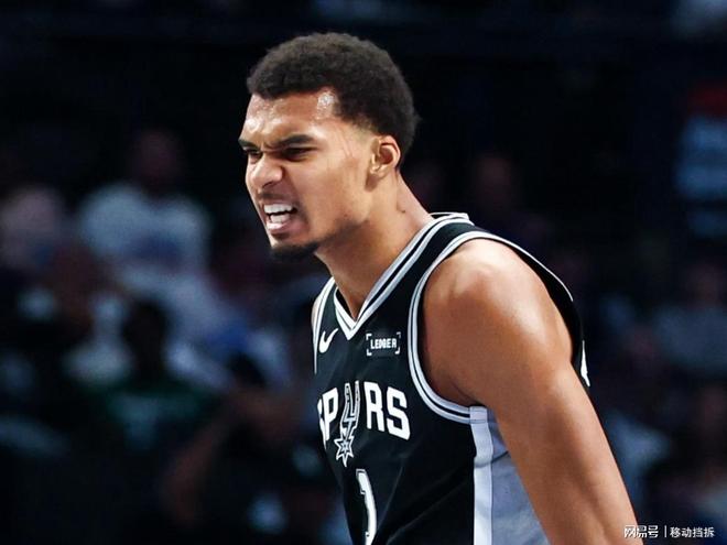 爆砍40+15！仅仅两个赛季，恩比德就被文班亚马全方位赶超