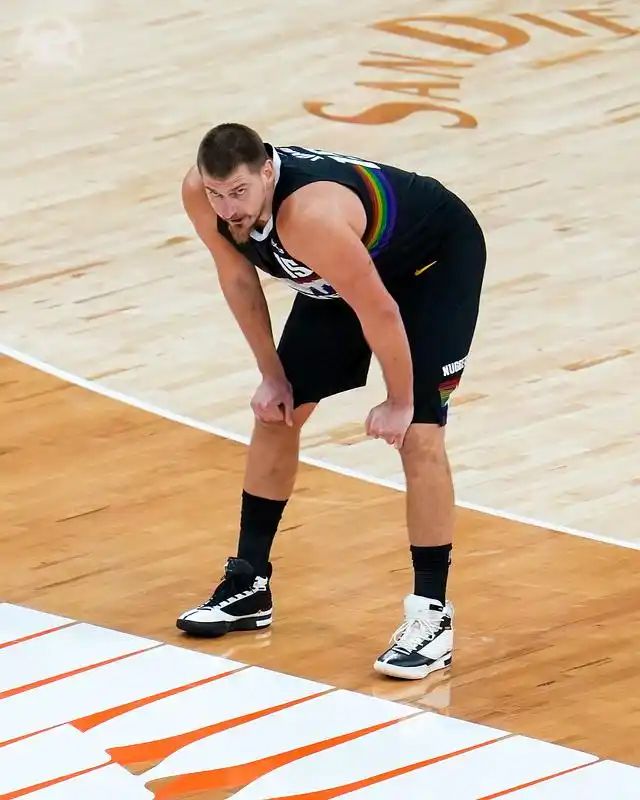 1场比赛让火箭从第2掉第5，西部残酷的阶梯竞争又开始了