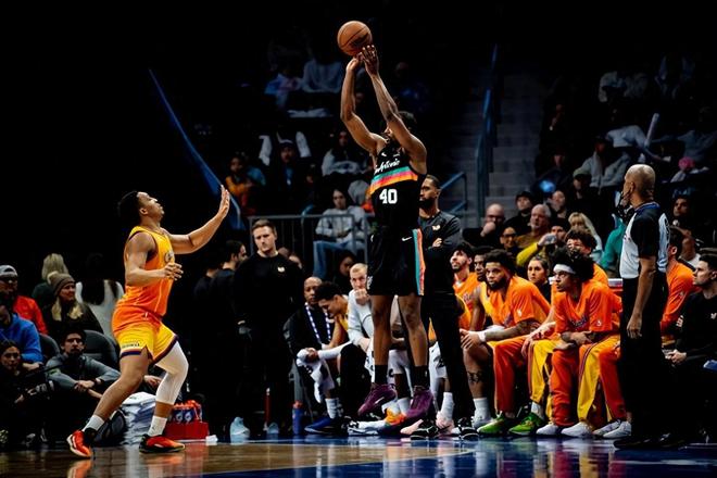 大爆冷！西部第三轰然倒下！文班仅得16+8，东部也诞生一支雷霆了