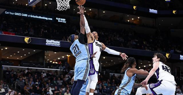 威少25分全场最高克利福德6抢断 国王胜灰熊