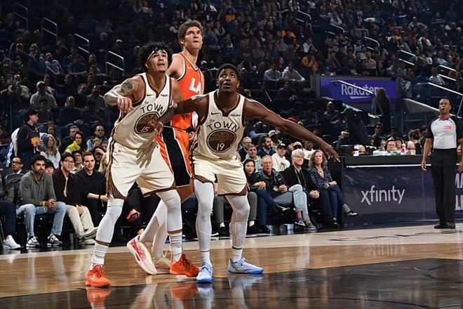 惨败中为数不多的亮点了，前火箭弃将也许有机会在勇士站稳脚跟？