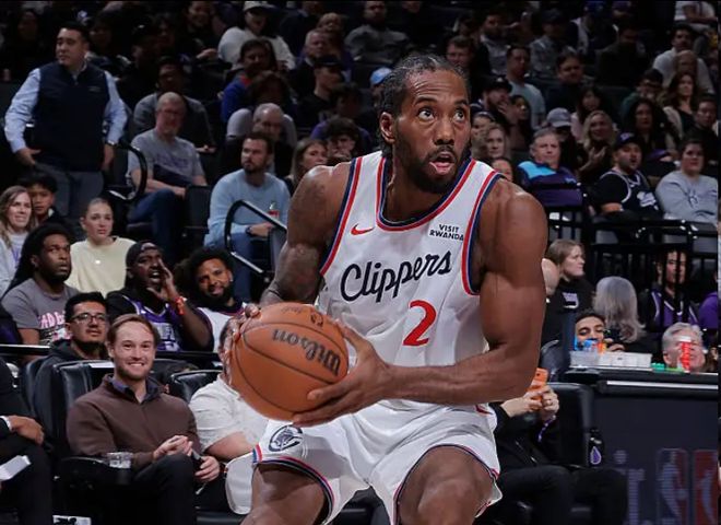 莱昂纳德谈在快船未来：我会留在这里！满脑子都是如何完成本赛季