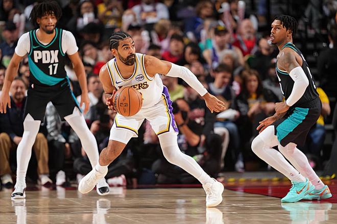 完完全全就是负面影响，湖人后场大将的进攻能力还不如底薪球员？