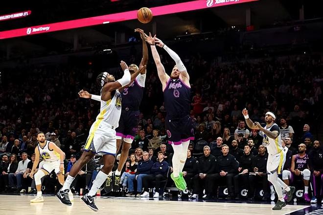 状态才好了没几场就又跌落谷底了，勇士还是别指望这位投手了？