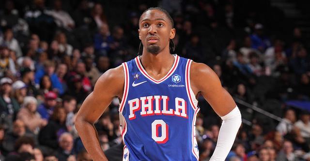 8次抢断创新高！马克西29分8助攻8抢断成76人队史第二人