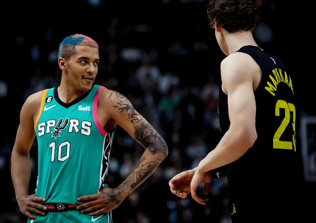 一夜3大重磅！悍将加盟纽约！亿元中锋关机！