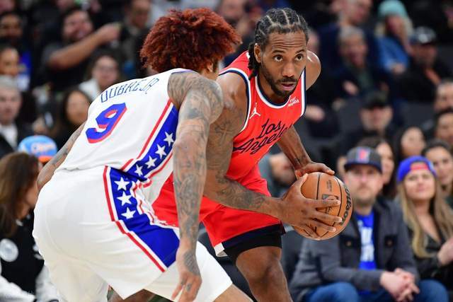 被打爆！快船最多落后23分：哈登继续休战，伦纳德13分苦撑