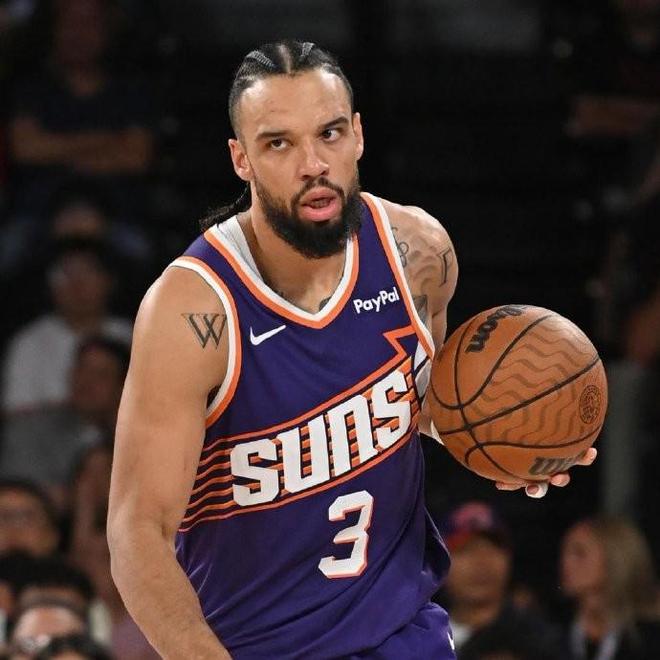 狄龙：詹姆斯这赛季没有我打得好，恩比德太脆了