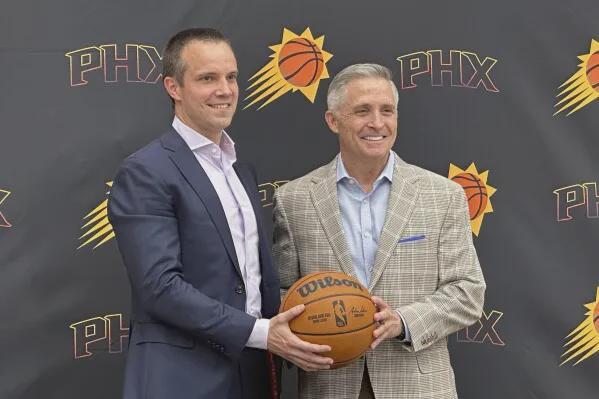 三巨头走了俩，联盟笑柄却起飞了