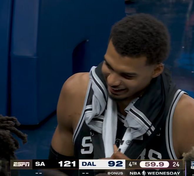 羞辱浓眉血虐新状元！NBA诞生外星人，29分钟40+15，少林寺制造！