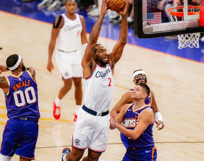 小卡25+8+5力压狄龙刷新纪录，哈登缺阵祖巴茨20板，快船大胜太阳