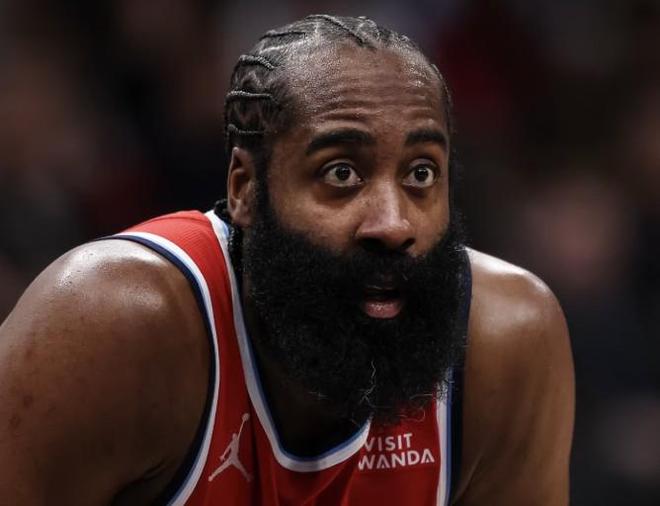 记者：骑士愿意为哈登提供其在快船未能获得的长期保障合同